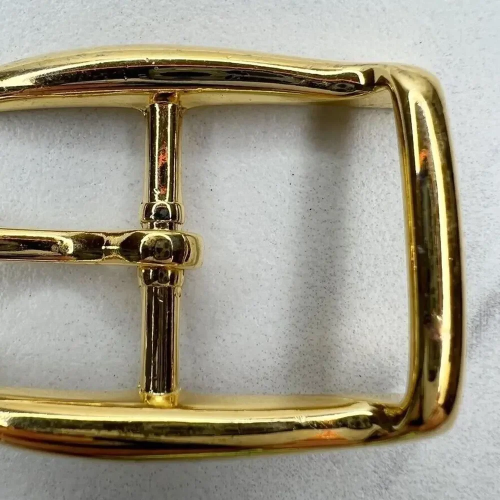 Vintage Gold Tone Simple Basic Belt Buckle for up to 1 Inch Belt